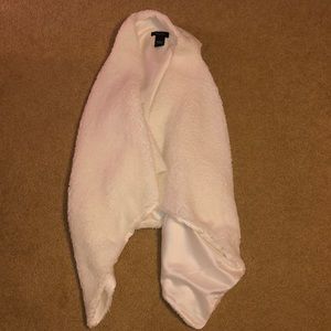 Marcus Adler Cozy Plush Circle Vest